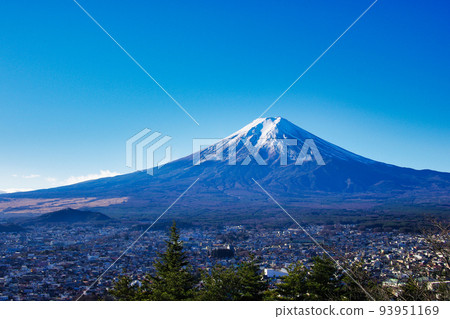 Fuji seen from Niikurayama Asama Park Fuji seen from Niikurayama Asama Park 93951169