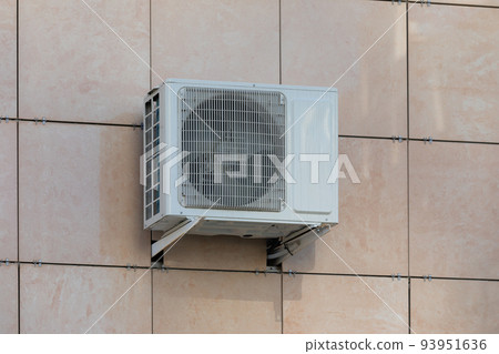 outdoor air conditioning unit outside the building outdoor air conditioning unit outside the building 93951636