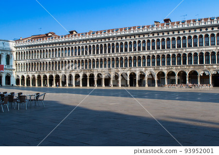 San Marco Square (Italy - Venice) San Marco Square (Italy - Venice) 93952001