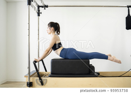 Machine Pilates Reformer Pilates image 93953738