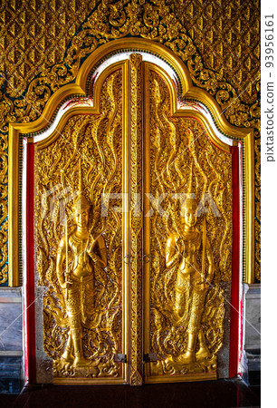 Wat Chantaram and Wat Tha Sung temple, Crystal Sanctuary 100 m long, in Uthai Thani, Thailand Wat Chantaram and Wat Tha Sung temple, Crystal Sanctuary 100 m long, in Uthai Thani, Thailand 93956161