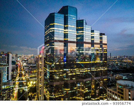 Aerial view of Skywalk Chong Nonsi Bridge in Sathorn, business district, Bangkok, Thailand 93956774