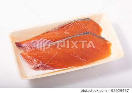 Autumn salmon (produced in Hokkaido) 93959487