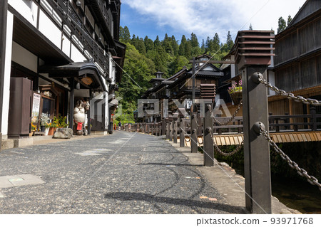 Street of Ginzan Onsen 93971768