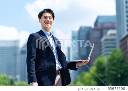 商務工程師電腦辦公室休閒商人 商務工程師電腦辦公室休閒商人 93972608