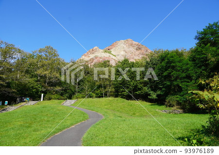 昭和新山（2022年9月上旬） 93976189