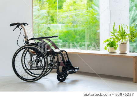 帶輪椅的綠景房間 看護設施 帶輪椅的綠景房間 看護設施 93976237