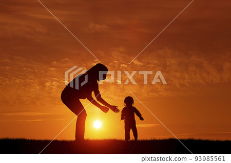 Mother and Child Silhouette Mother and Child Silhouette 93985561
