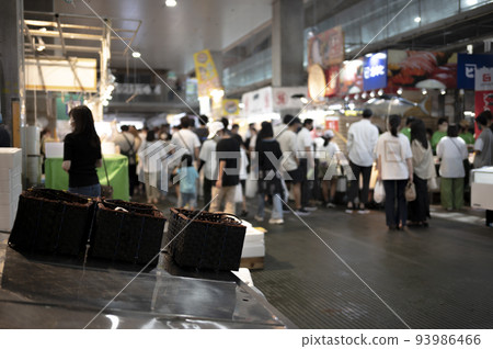 Karato Market in Shimonoseki City, Yamaguchi Prefecture 93986466