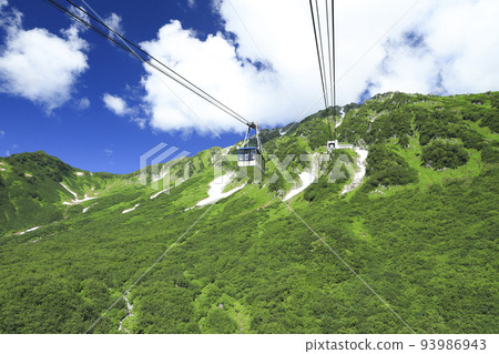 Fresh green Tambodaira Tateyama Ropeway 93986943