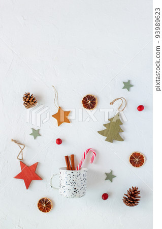 Christmas background with Christmas zero waste decoration, copy space 93989623