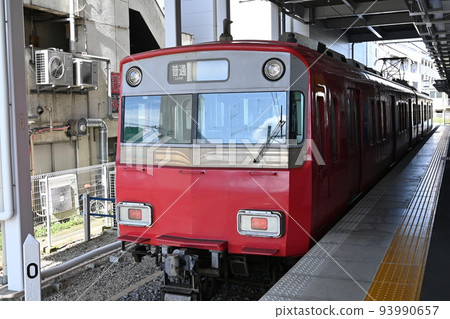 名鐵南安城站月台和電車 名鐵南安城站月台和電車 93990657