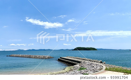 Atsumi Peninsula, Kajishima, and Jetty [Kira Waikiki Beach Miyazaki Beach/Nishio City, Aichi Prefecture] 93991704