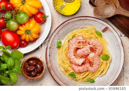 Pasta with shrimps Pasta with shrimps 93996185