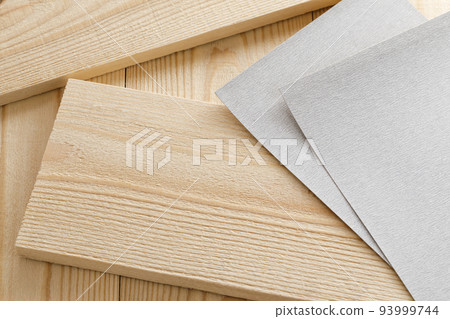 DIY tools Wood and sandpaper 93999744