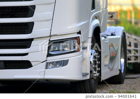 Truck headlights Truck headlights 94001641