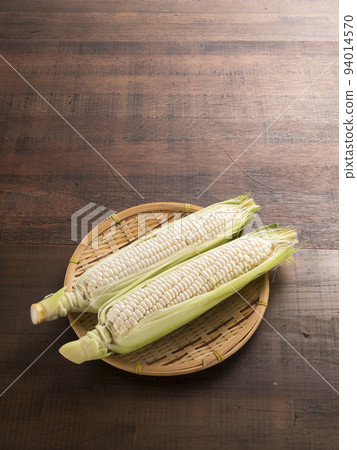 White corn White corn 94014570