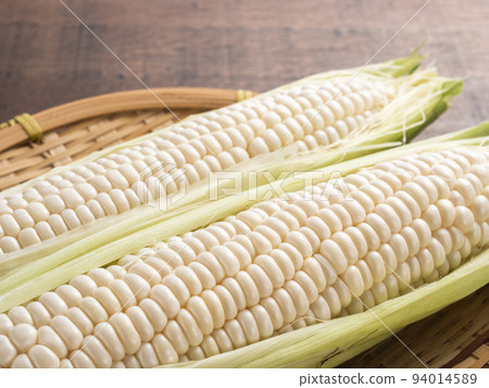 White corn 94014589