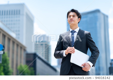 商務商人男性銷售商務人士通勤 商務商人男性銷售商務人士通勤 94016142