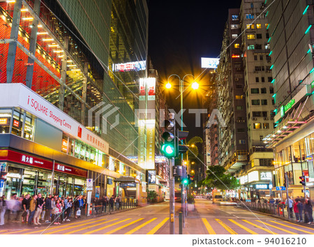 Hong Kong Nathan Road at night * Partially soft focus Hong Kong Nathan Road at night * Partially soft focus 94016210