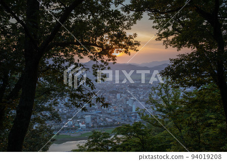 [福井縣越前市 8 月] 從山頂眺望 94019208