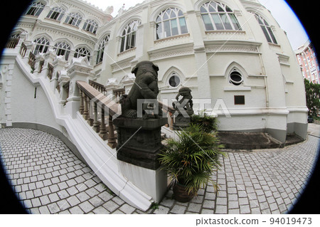 U hall , White Castle at hong kong 29 Oct 2011 94019473