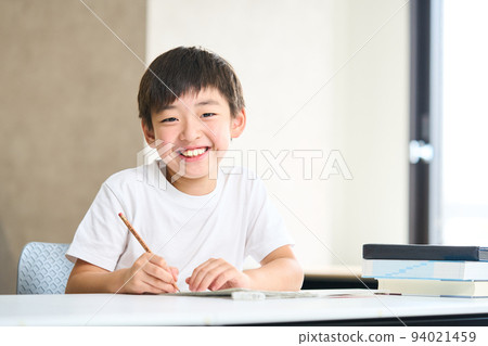 小學三年級學生學習小學四年級暑期課程考試 94021459