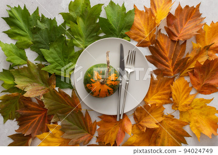Thanksgiving table setting 94024749