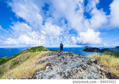 Nakayama Pass Ogasawara Hiking 94025021