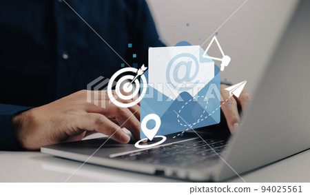 The idea of email marketing. advertising media, focusing on consumers, sending messages, inviting people, getting message alerts, and making attractive offers. The idea of email marketing. advertising media, focusing on consumers, sending messages, inviting people, getting message alerts, and making attractive offers. 94025561