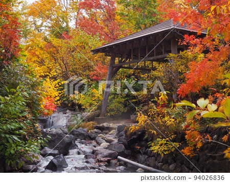 Manju Fukashi around Sukayu Onsen in autumn colors Manju Fukashi around Sukayu Onsen in autumn colors 94026836