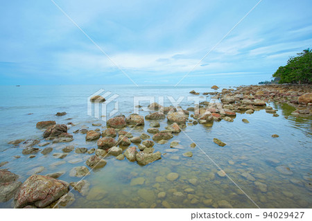 Beautiful rock beach named Had Hin Ngam at Sichon, Nakhon Si Thammarat. Beautiful rock beach named Had Hin Ngam at Sichon, Nakhon Si Thammarat. 94029427