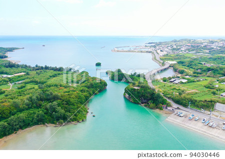 Yabuji Island 94030446
