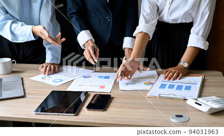 Professional and smart businesspeople in the meeting, brainstorming and analyzing Professional and smart businesspeople in the meeting, brainstorming and analyzing 94031963