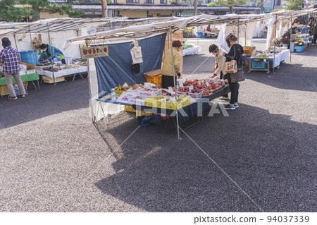 211021 Jinya morning market z028 94037339