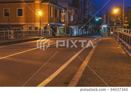 211021 blacksmith bridge z001 94037360