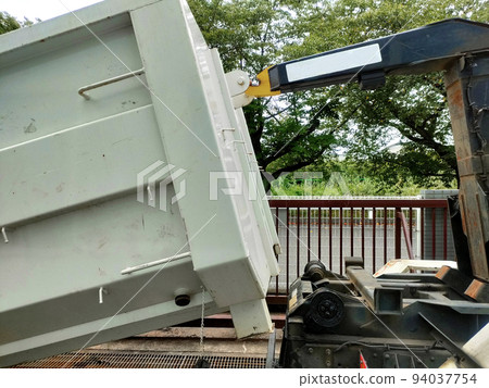 Ferrous and non-ferrous metals, scrap collection work, arm roll, hook roll 94037754