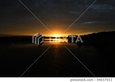 Sunset sky Sunset sky 94037911