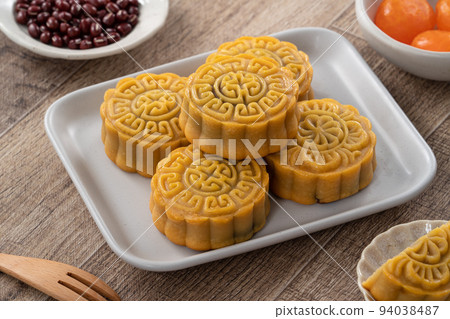 Mid-Autumn Festival Moon cake Geppei Mid-Autumn Festival Moon cake Geppei 94038487