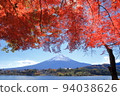 Fuji and autumn leaves 94038626