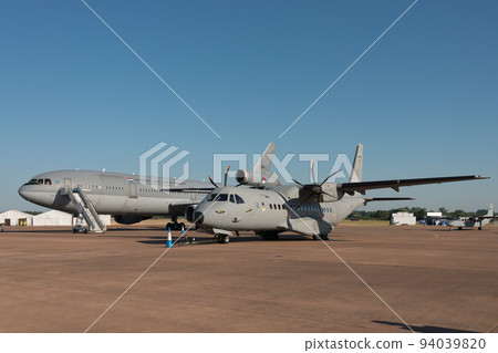 Finnish Air Force C-295M transport aircraft and Dutch Air Force KDC-10 tanker 94039820
