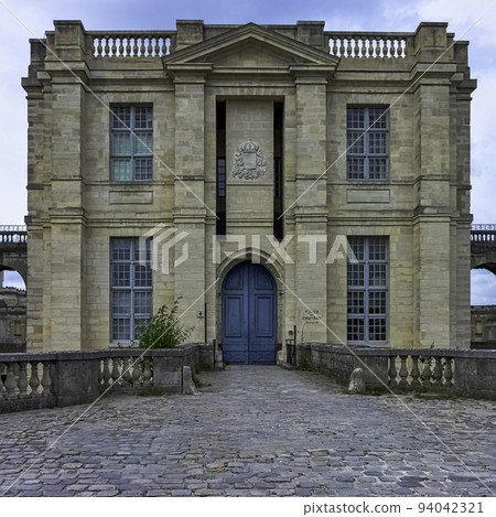 French royal fortress in the town of Vincennes French royal fortress in the town of Vincennes 94042321