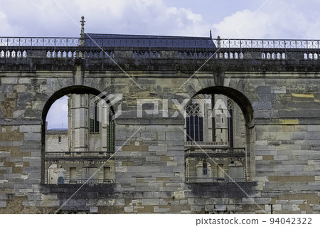 French royal fortress in the town of Vincennes French royal fortress in the town of Vincennes 94042322