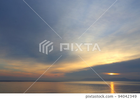 鄂霍次克的黎明 鄂霍次克的黎明 94042349