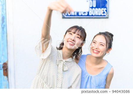 Female portrait beauty system 94043086