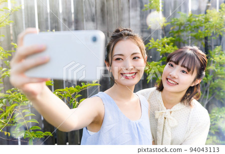 女性肖像美顏系統 94043113