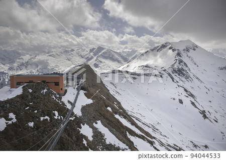 Snowy mountains in Bad Gastein Snowy mountains in Bad Gastein 94044533
