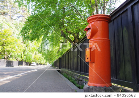Scenery of Akita Postbox on Kakunodate's Bukeyashiki Street 94056568
