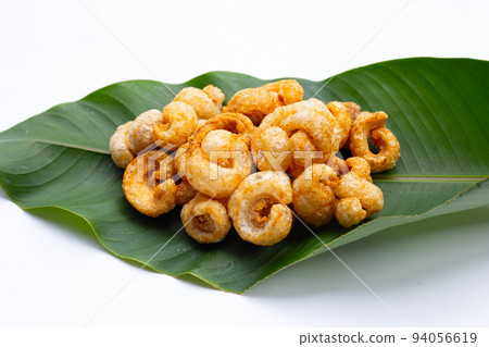 Crispy pork rinds or pork snack. 94056619