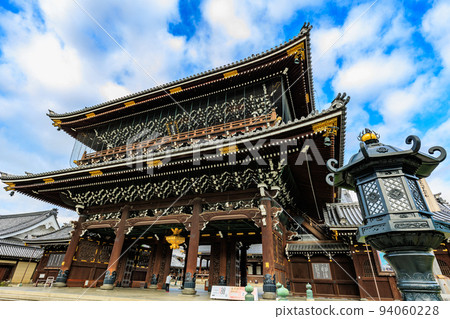 Higashi Hongan-ji Temple (Mieido Gate) in Shimogyo Ward, Kyoto City 94060228